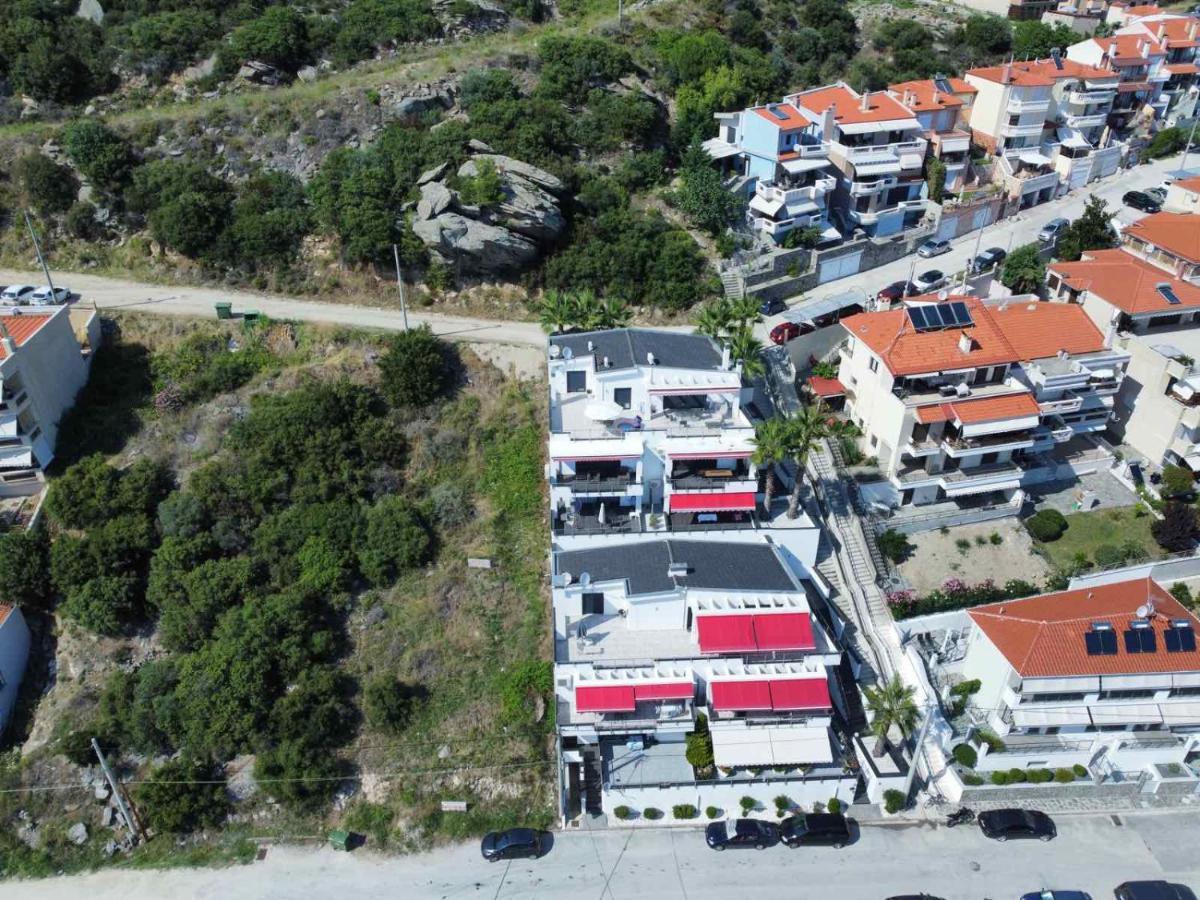 Aelia Apartments Néa Péramos Esterno foto